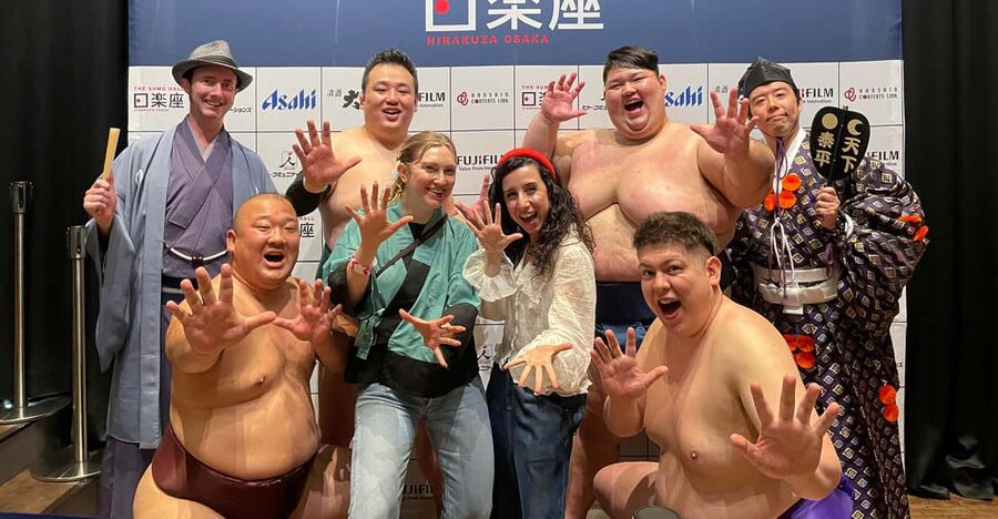 Osaka: Sumo Stage Show with Bento or Snack + Fight & Photo - Arriving at Namba Parks on the 8th Floor