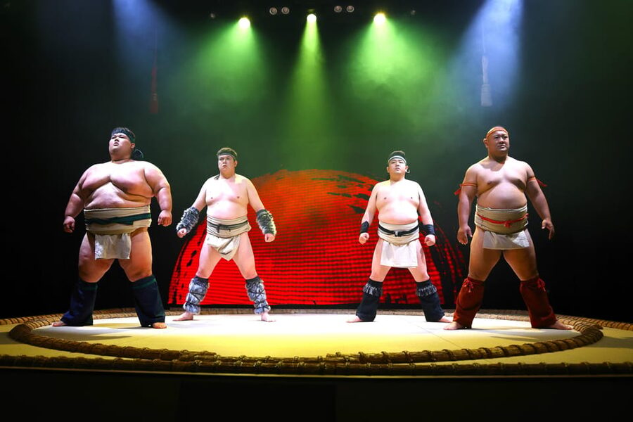 Osaka: Sumo Stage Show with Bento or Snack + Fight & Photo - Show or Workshop: Know Which One You Are Booking
