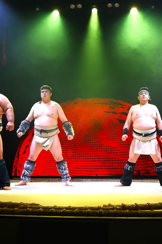 Osaka: Sumo Stage Show with Bento or Snack + Fight & Photo - The Rakugo MC Sets the Tone