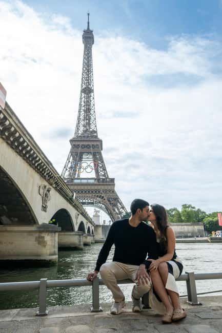 Paris: Eiffel Tower Private Professional Photoshoot - Practical preparation for better photos