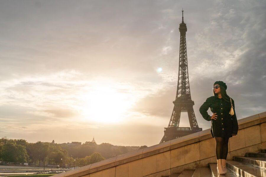 Paris: Eiffel Tower Private Professional Photoshoot - Why a 30-minute Eiffel Tower session can work