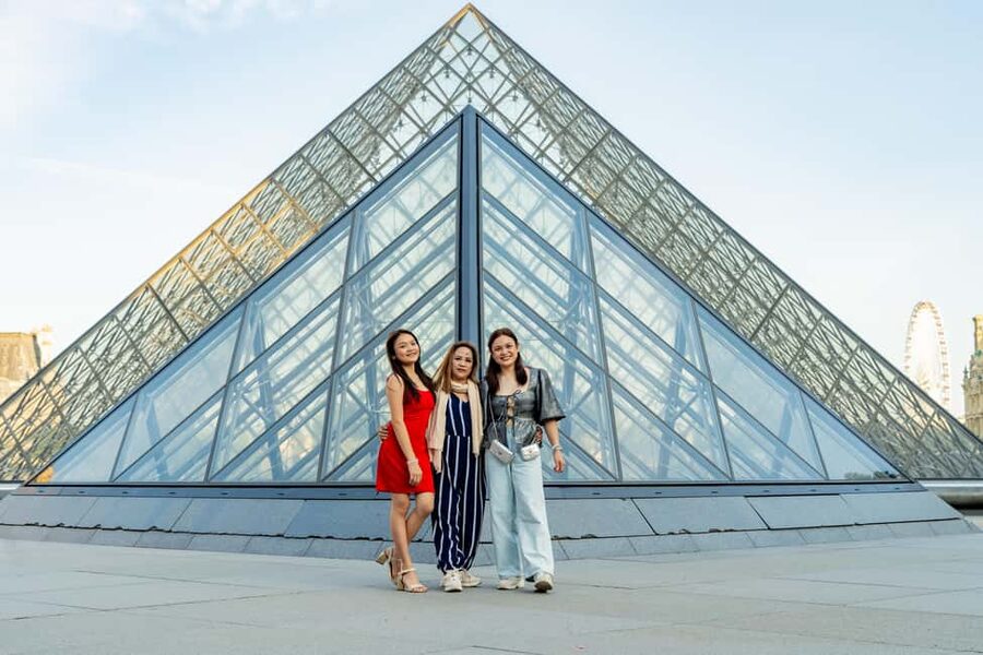 Paris: Louvre Photo Shoot - What happens during the 30 to 90-minute session