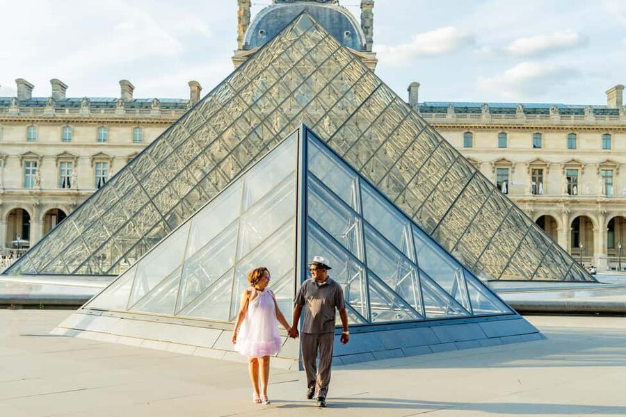 Paris: Louvre Photo Shoot - Is $67 good value?