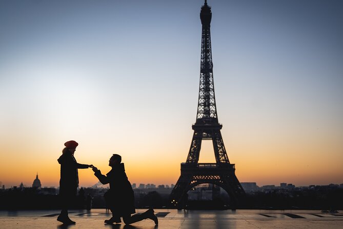 Paris Photo Session: Be the Star of Your Own Movie - Light, timing, and the problem of Paris crowds