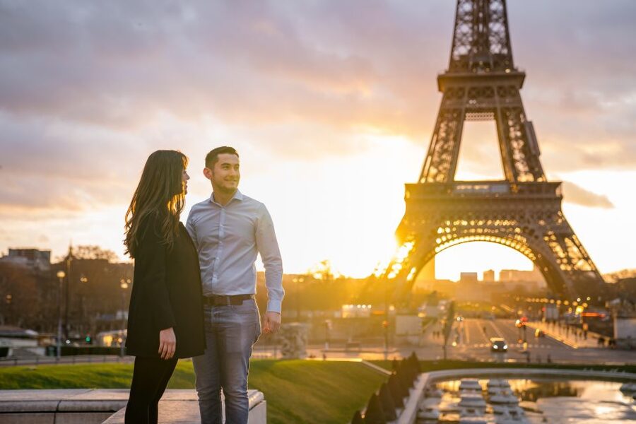 Paris: Photo Shoot with a Private Travel Photographer - Why a private Paris photo shoot can be worth the money