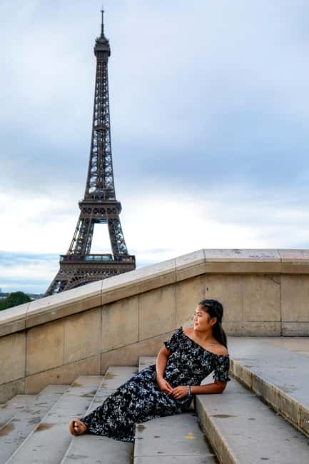 Paris: Photoshoot Around Eiffel Tower with 55 Edited Photos - What the local connection adds