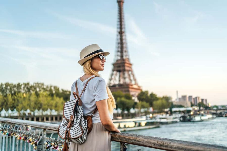 Paris: Photoshoot at The Big Three - Why this photo walk works for a Paris visit