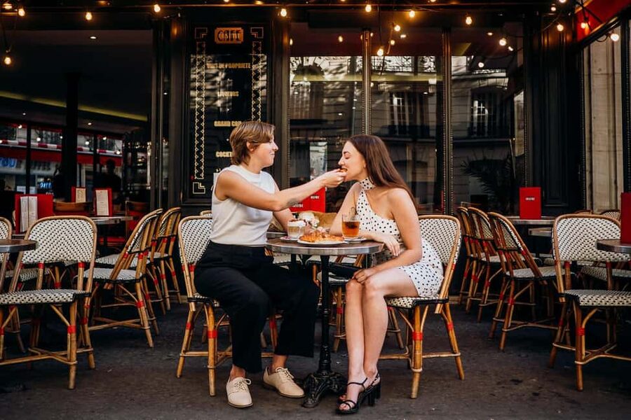 Paris: Private Eiffel Tower Photoshoot for Couples & Family - Starting at Trocadéro with the Eiffel Tower in view