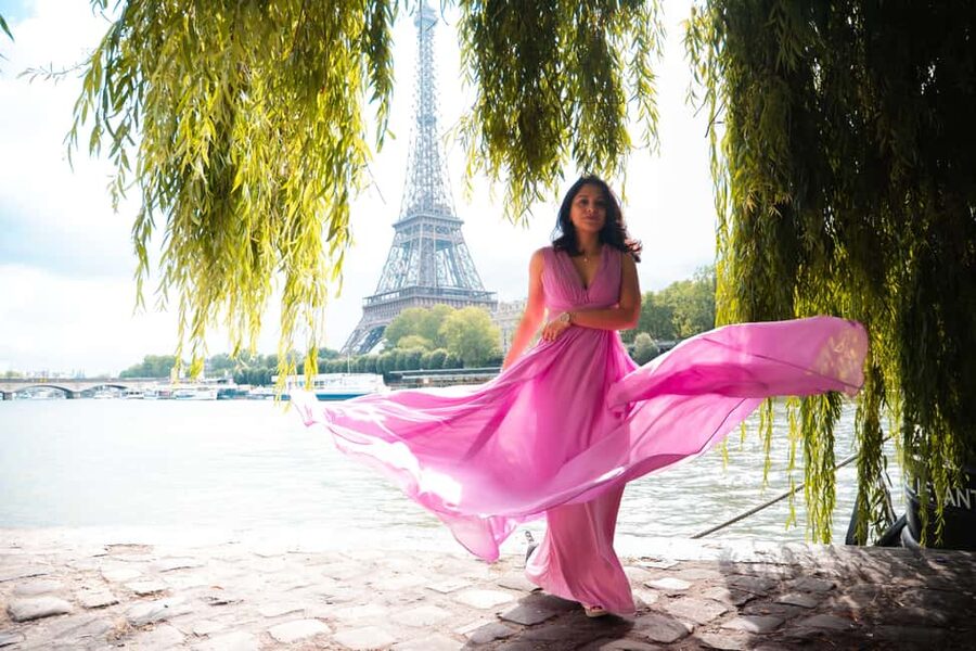 Paris: Private Photoshoot Near Eiffel Tower 55 Photos - Bir Hakeim Bridge and the Seine
