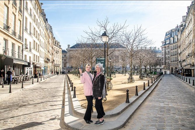 Paris Private Walking Tour with a Personal Photographer - The photo package and its real value