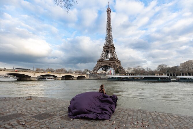 Paris: Professional Flying-Dress Photoshoot @jonadress - Key details before you book