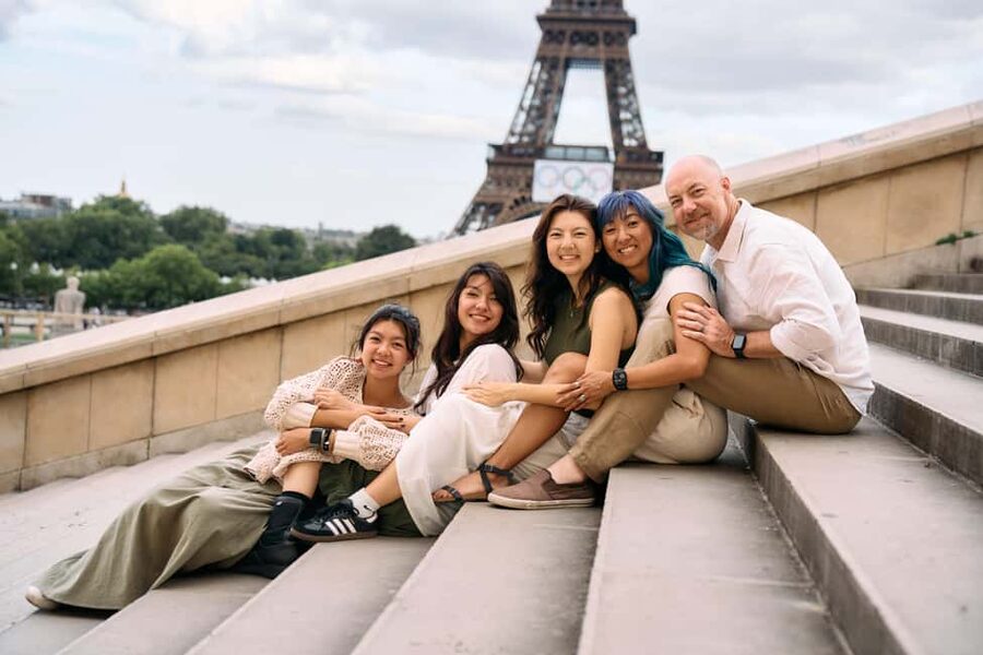 Paris: Professional Photoshoot by the Eiffel Tower - A polished Paris memory without a long appointment