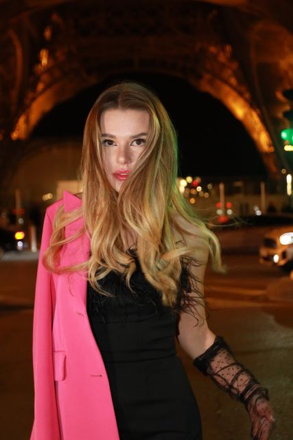 Paris: Professional Photoshoot with 300+ Photos + 1 present - Why this Paris photoshoot is different