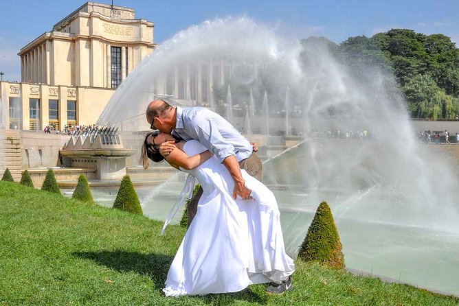 Paris Renew Your Wedding Vows Experience with Professional Photographer - Weather, clothing, and physical effort