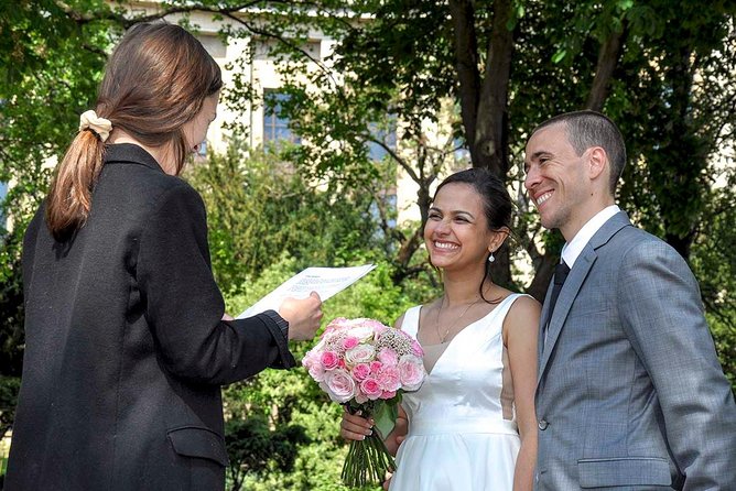 Paris Renew Your Wedding Vows Experience with Professional Photographer - Communication and the people behind the camera