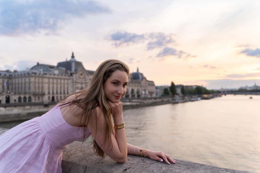 Paris:sunset photoshoot in ❤️️ of Paris- Louvre Orsay Eiffel - Why Pont Royal works so well for Paris portraits