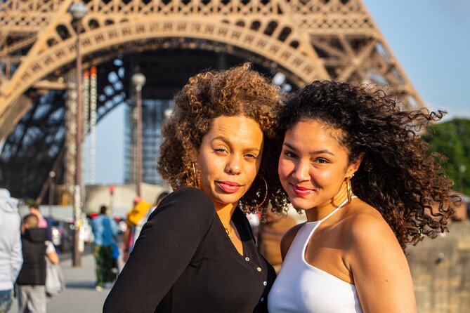 Paris: Your Own Private Photoshoot at the Eiffel Tower - Who will enjoy this most