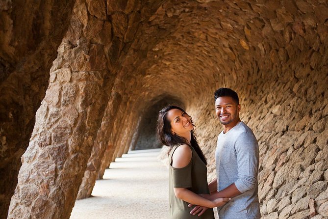 Park Guell Private Photoshoot with Skip the Line Ticket - Meeting at Ctra. del Carmel and entering Park Güell