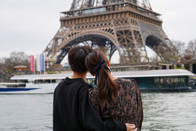 Photo Session in Paris - Photographer at the Eiffel Tower - Third view: the Trocadéro gardens