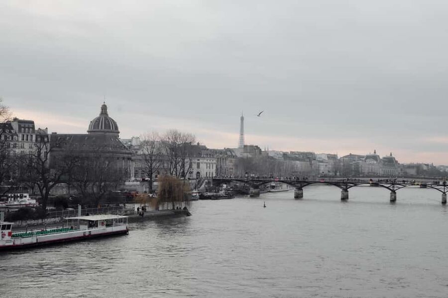 Photo Workshop in Paris sightseeing Notre Dame and Louvre - Who will enjoy this workshop most