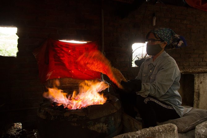 Photography Tour to Tho Ha - The rice paper making village - Who will get the most from this tour