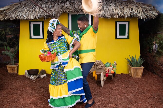 Photoshoot Activity with Traditional Curacao Attire - Who will enjoy this most?