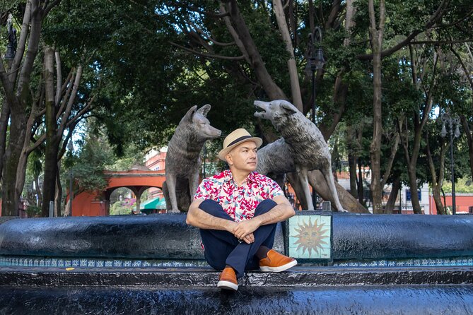 Photoshoot CDMX | Portraits | Mexico City - Framing Bellas Artes in your portraits