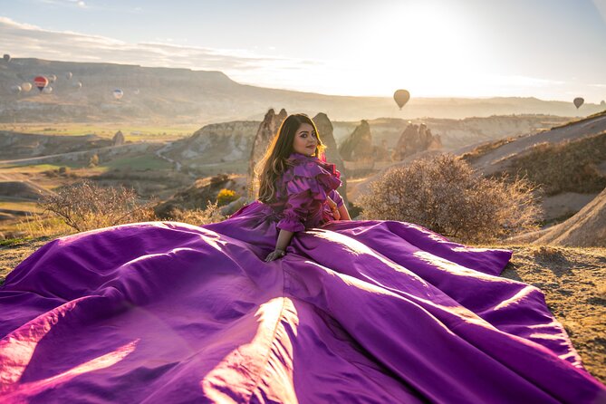 Photoshoot Experience in Cappadocia with Flying Dress - Picking the flying dress before the camera comes out
