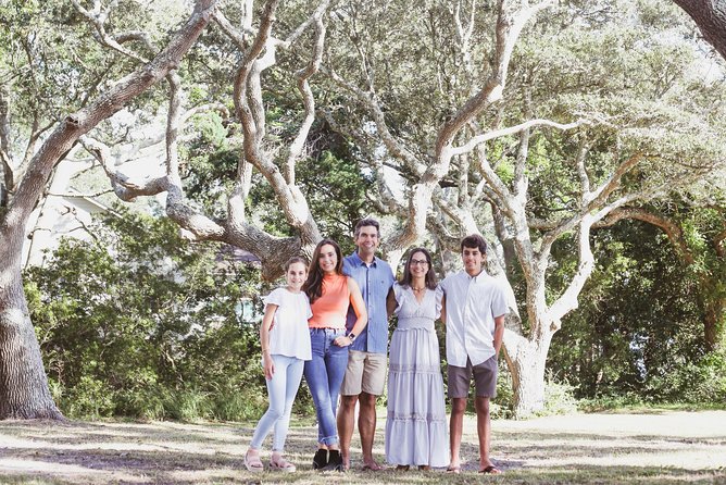 Portrait Photographer - Is $375 Good Value for Up to 10 People?