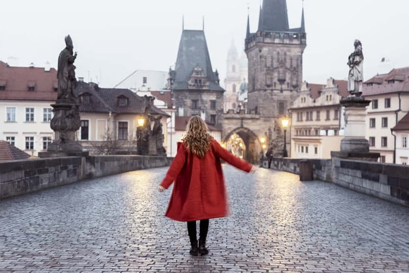 Prague: Private Professional Photoshoot - Lesser Town’s lanes and pastel façades