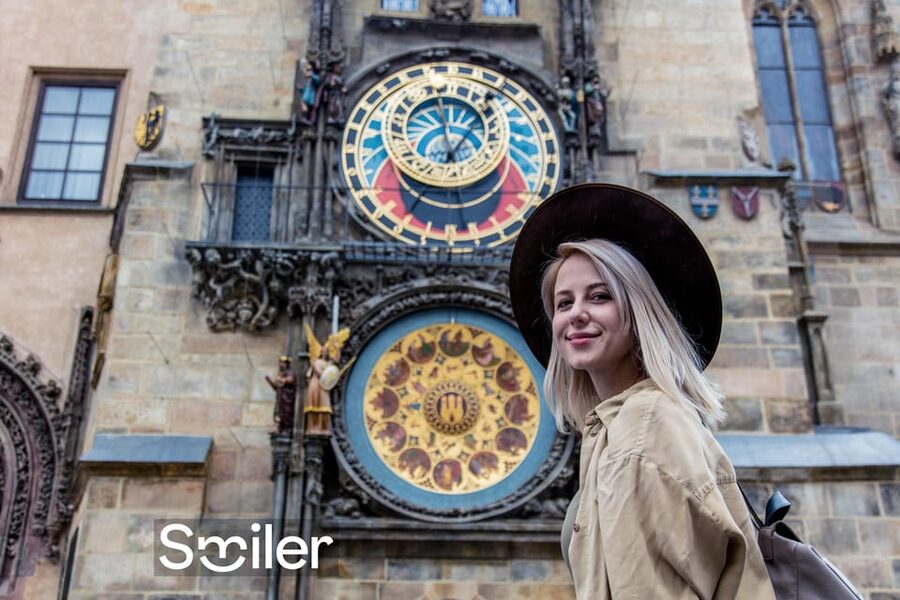 Prague: Professional Photoshoot in the Old Town - Why Prague Old Town works so well for photos