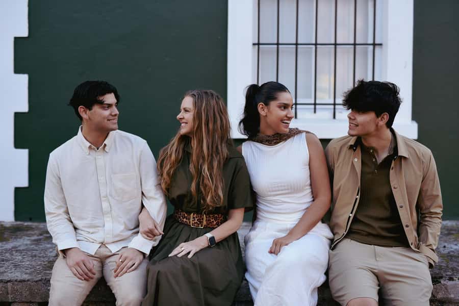 Private Couple,Family&Group Photoshoot Session in Cape Town - Meeting the photographer and getting comfortable