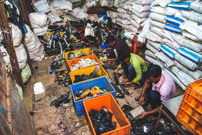 Private Dharavi Slum Photography Tour With Pickup - Dharavi is a city within Mumbai