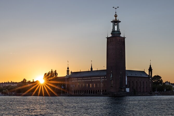 Private Golden Hour Photo Walk in Stockholm - Riddarholmen and the city from the water