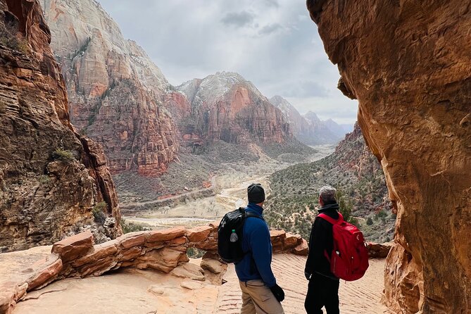 Private Guided Photography & Walking Tour of Zion National Park - Canyon Overlook Trail: the day’s best payoff