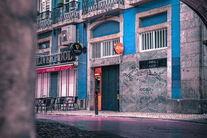 Private Highlights Photography Tour in Lisbon - São Pedro de Alcântara to Bairro Alto