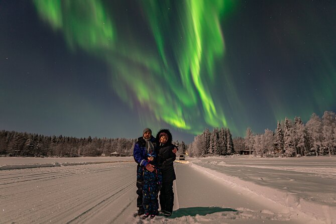 Private Northern Lights Photography Hunting - When the aurora finally appears