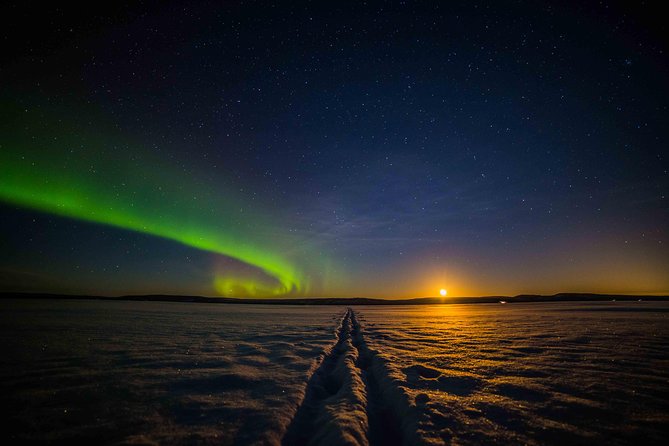Private Northern Lights photography tour in Rovaniemi - What the strongest nights can feel like