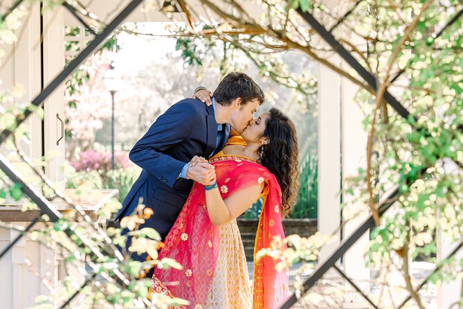 Private Photo Session in Historic Charleston - Beyond the famous row of houses