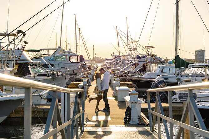 Private Photo Session in Historic Charleston - The photographer’s approach to posing