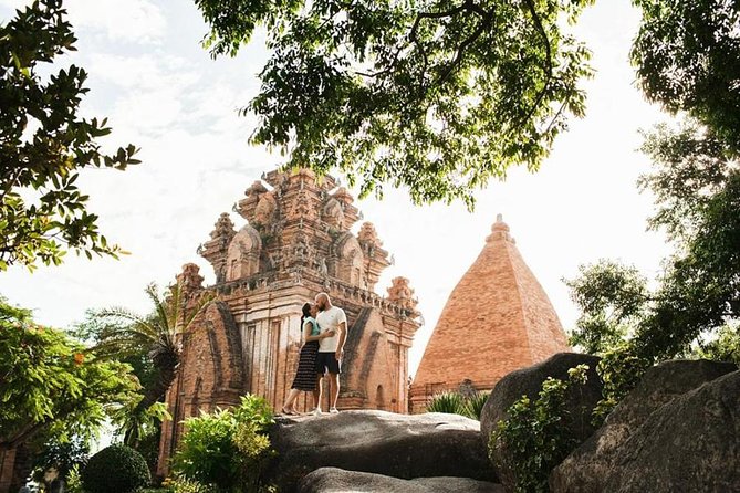 Private Photo Session with a Local Photographer in Hanoi - Practical booking details worth checking
