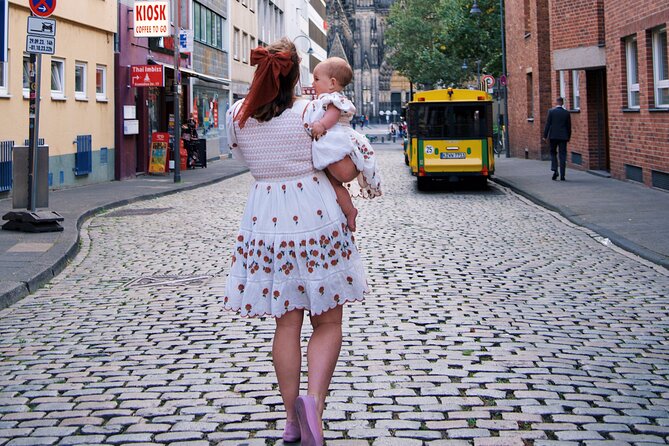Private photo tour in Cologne - Is the $180.62 price worth it?