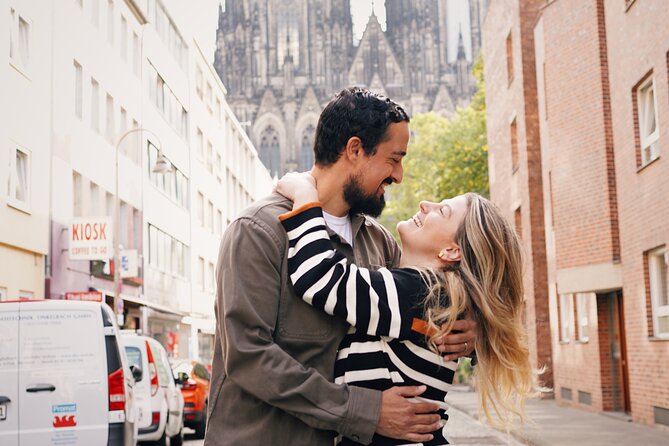 Private photo tour in Cologne - Hohenzollern Bridge adds romance and Rhine views