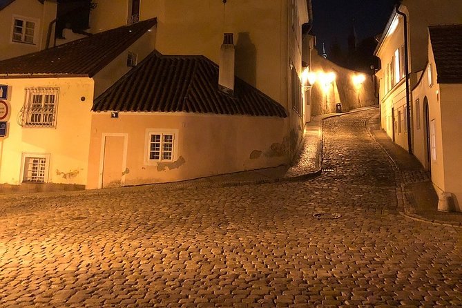 Private Photography Tour of Prague by Night - What the camera instruction is really like