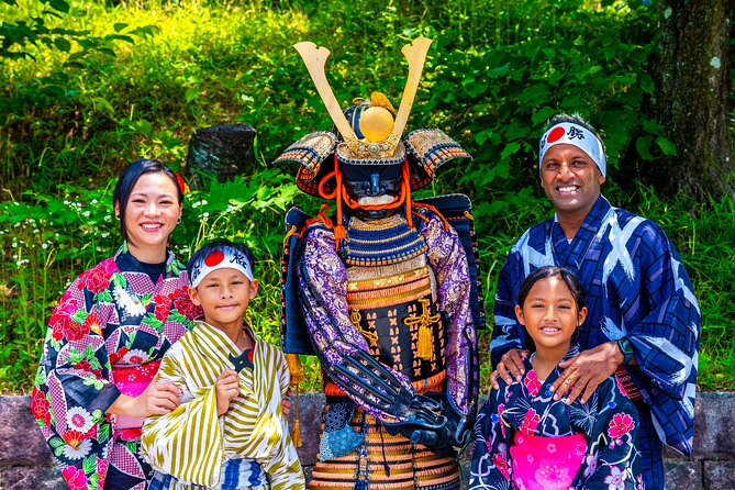 Private Photoshoot Experience in Kyoto ( Gion ) - Walking through Hōkan-ji Temple and Yasaka Koshindo