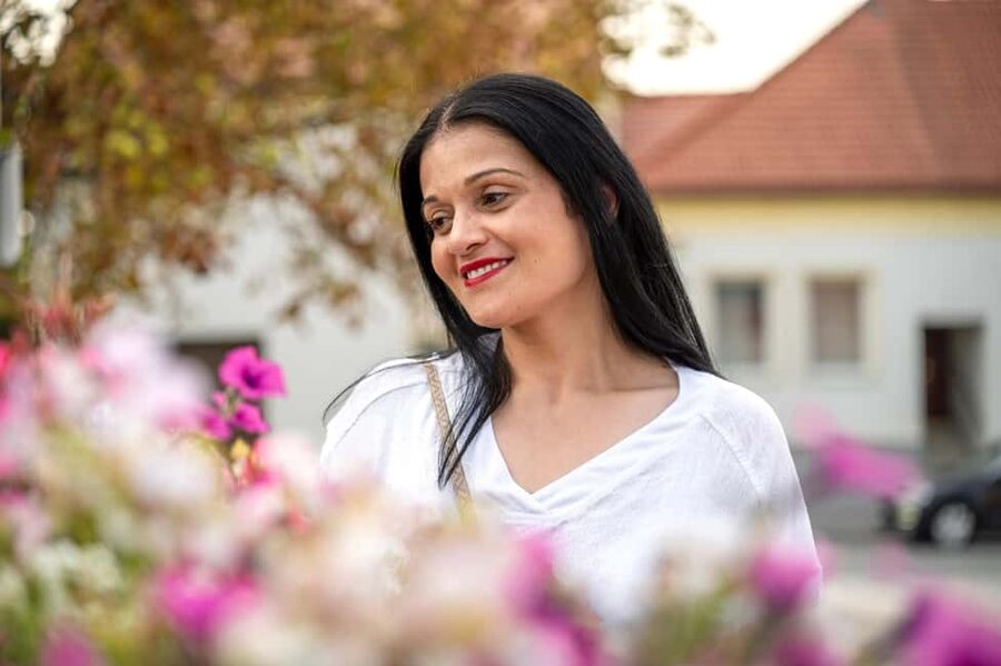 Private Photoshoot in Vienna City Center - Finishing in Burggarten beside Hofburg Palace