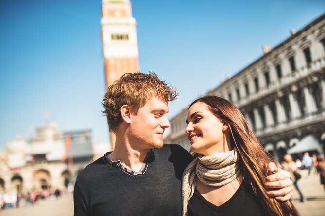 Private Photoshoot on Personal Gondola in Venice - St. Mark’s Basilica and Doge’s Palace