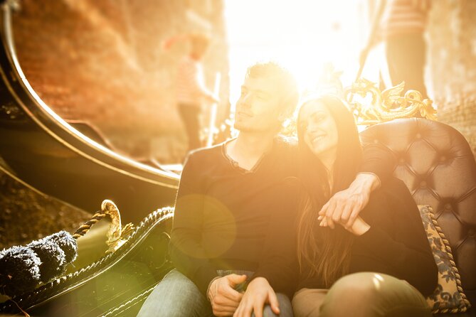 Private Photoshoot on Personal Gondola in Venice - Thirty minutes in your own gondola