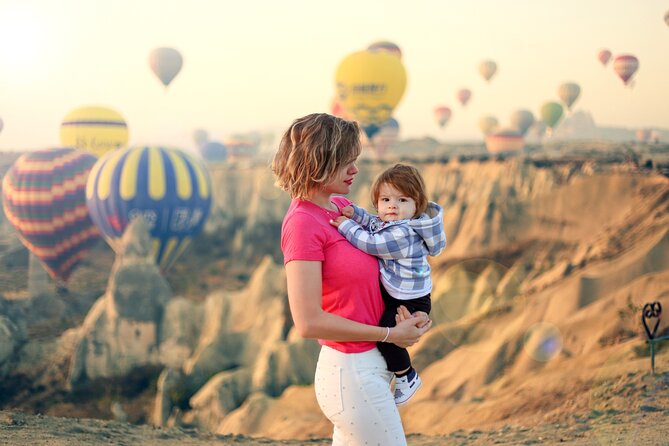 Private Photoshoot with Balloons in Cappadocia - Goreme for a third set of backgrounds