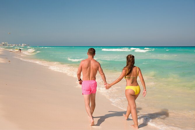 Private Professional Photography Session in Cancun - Posing in the water, on the sand, and between